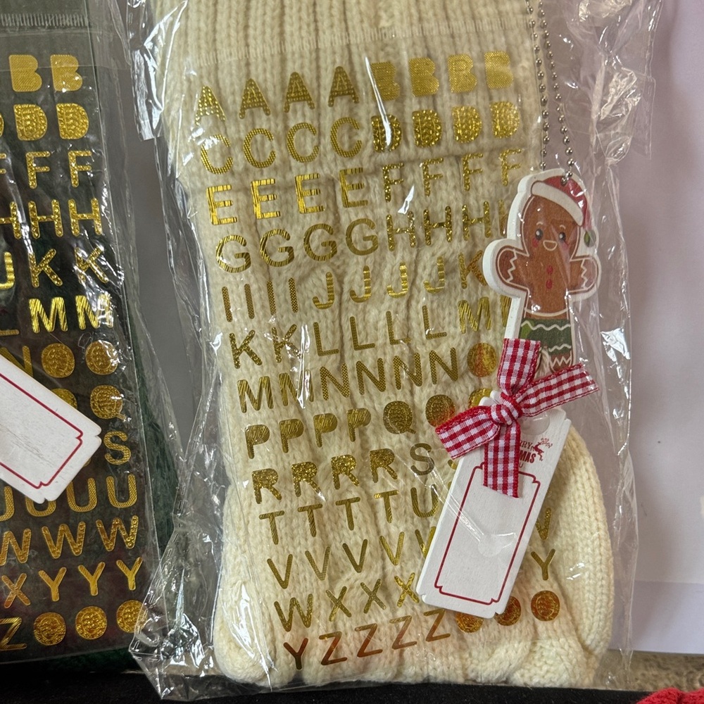 Set of 3 Christmas stockings that you can personalize with your name - Picture 4 of 8